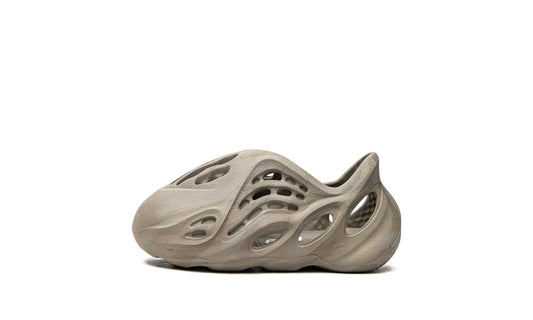 adidas Yeezy Foam RNNR Stone Sage (Infants)