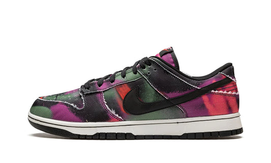 Nike Dunk Low Graffiti Pink